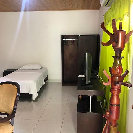 Hotel El Lago Puerto Carreno Kültér fotó